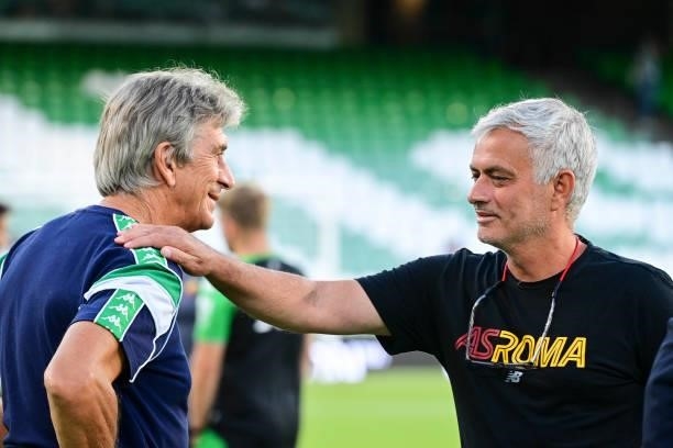 Roma coach Josè Mourinho and Real Betis coach Manuel Pellegrini talk before the Unbeatables Cup at Estadio Benito Villamarin on August 07, 2021 in...