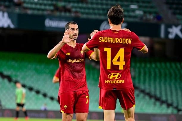 Eldor Shomurodov celebrates his goal with teammates during the Unbeatables Cup at Estadio Benito Villamarin on August 07, 2021 in Seville, Spain.