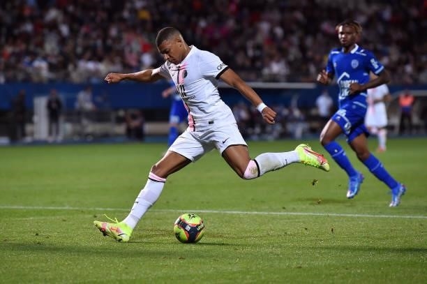 Kylian Mbappe of Paris Saint-Germain kicks the ball during the Ligue 1 football match between Troyes and Paris at Stade de l'Aube on August 07, 2021...
