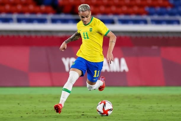 Antony of Brazil controls the ball during the Men's Gold Medal Match between Brazil and Spain on day fifteen of the Tokyo 2020 Olympic Games at...