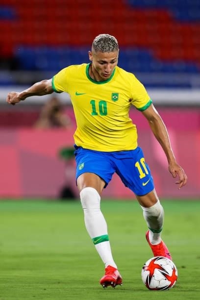 Richarlison of Brazil controls the ball during the Men's Gold Medal Match between Brazil and Spain on day fifteen of the Tokyo 2020 Olympic Games at...