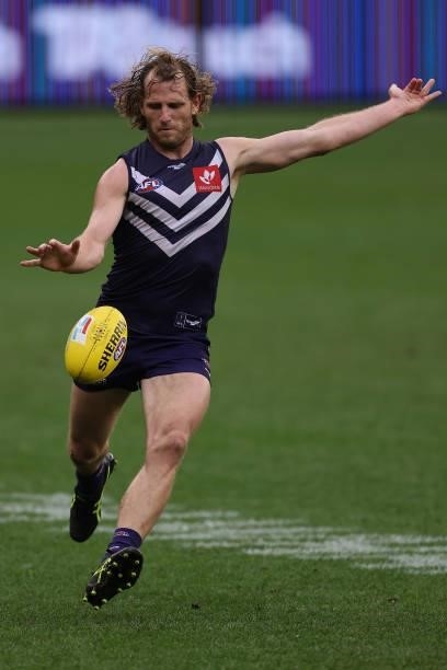 David Mundy of the Dockers in action during the round 21 AFL match between Fremantle Dockers and Brisbane Lions at Optus Stadium on August 08, 2021...