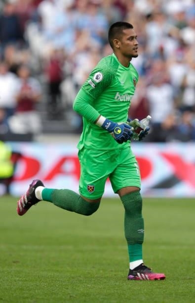 Alphonse Areola of West Ham United during the pre-season friendly match between West Ham United and Atalanta at London Stadium on August 7, 2021 in...