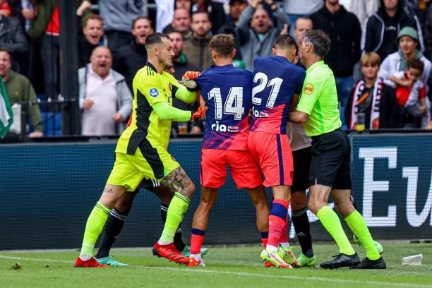Conflict between players of Feyenoord and players of Atletico Madrid during the Preseason Friendly Match match between Feyenoord and Atletico Madrid...