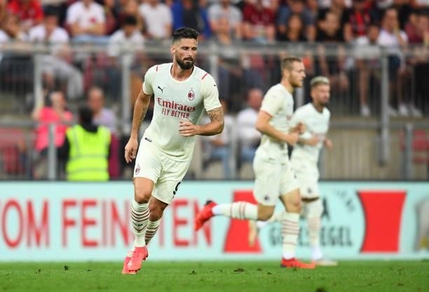 Olivier Giroud of AC Milan in action during the pre-season friendly match between Real Madrid and AC Milan at Worthersee Stadion on August 08, 2021...