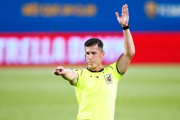 Cesar Soto Grado, referee of the match gestures during the Joan Gamper Trophy match between FC Barcelona and Juventus at Estadi Johan Cruyff on...