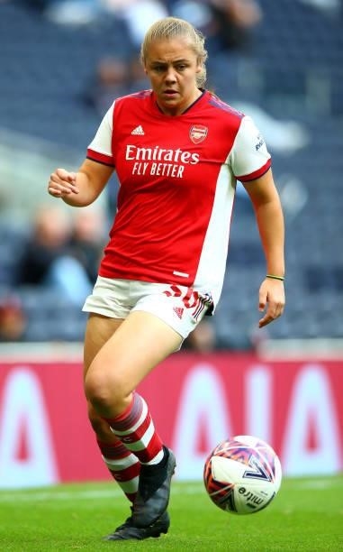 Freya Jupp of Arsenal controls the ball during The MIND Series match between Tottenham Hotspur and Arsenal at Tottenham Hotspur Stadium on August 08,...