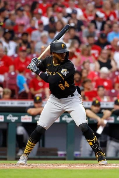 Rodolfo Castro of the Pittsburgh Pirates bats during the game against the Cincinnati Reds at Great American Ball Park on August 6, 2021 in...