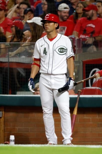 Shogo Akiyama of the Cincinnati Reds prepares to bat during the game against the Pittsburgh Pirates at Great American Ball Park on August 6, 2021 in...