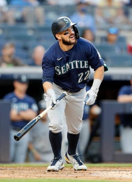 Luis Torrens of the Seattle Mariners in action against the New York Yankees at Yankee Stadium on August 05, 2021 in New York City. The Yankees...