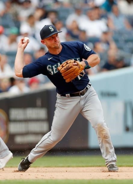 Kyle Seager of the Seattle Mariners in action against the New York Yankees at Yankee Stadium on August 07, 2021 in New York City. The Yankees...