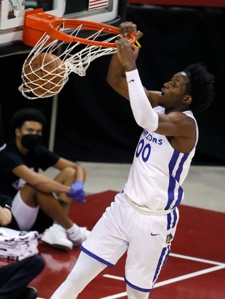 Jonathan Kuminga of the Golden State Warriors dunks against the Orlando Magic during the 2021 NBA Summer League at the Thomas & Mack Center on August...