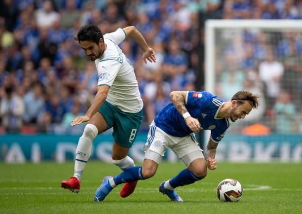 Lkay Gündogan of Manchester City and James Maddison of Leicester City during the The FA Community Shield between Manchester City and Leicester City...