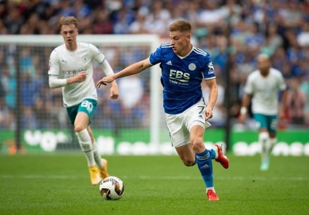Harvey Barnes of Leicester City and Cole Palmer of Manchester City during the The FA Community Shield between Manchester City and Leicester City at...