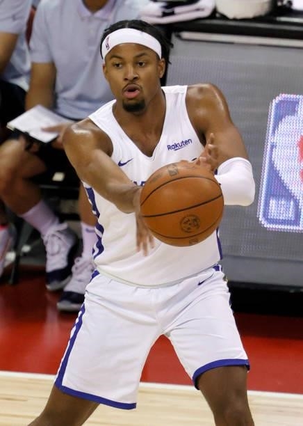 Moses Moody of the Golden State Warriors passes against the Orlando Magic during the 2021 NBA Summer League at the Thomas & Mack Center on August 9,...