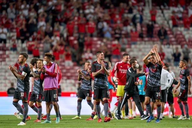 Players of SL Benfica applaud their fans at the end of the UEFA Champions League Third Qualifying Round Leg Two match between SL Benfica and Spartak...
