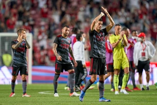 Players of SL Benfica applaud their fans at the end of the UEFA Champions League Third Qualifying Round Leg Two match between SL Benfica and Spartak...