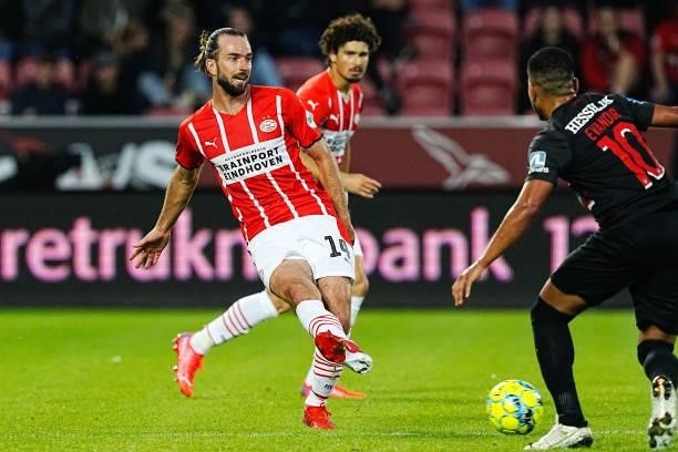 Davy Propper of PSV during the UEFA Champions League - Third qualifying round match between FC Midtjylland and PSV at MCH Arena on August 10, 2021 in...