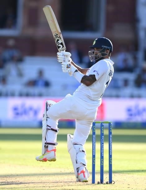 India batsman KL Rahul pulls Mark Wood during his century during day one of the Second Test Match between England and India at Lord's Cricket Ground...