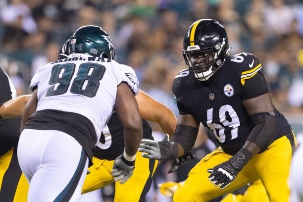 Kevin Dotson of the Pittsburgh Steelers blocks Hassan Ridgeway of the Philadelphia Eagles during the preseason game at Lincoln Financial Field on...