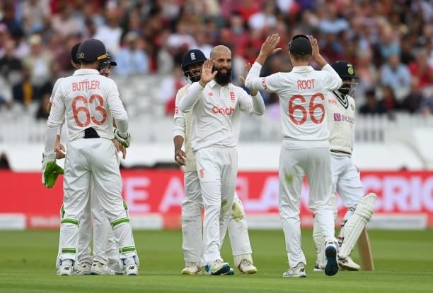 Moeen Ali of England celebrates with teammates after dismissing Mohammed Shami of India during day two of the Second LV= Insurance Test Match between...