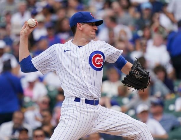 Kyle Hendricks of the Chicago Cubs throws a pitch against the Milwaukee Brewers at Wrigley Field on August 12, 2021 in Chicago, Illinois.