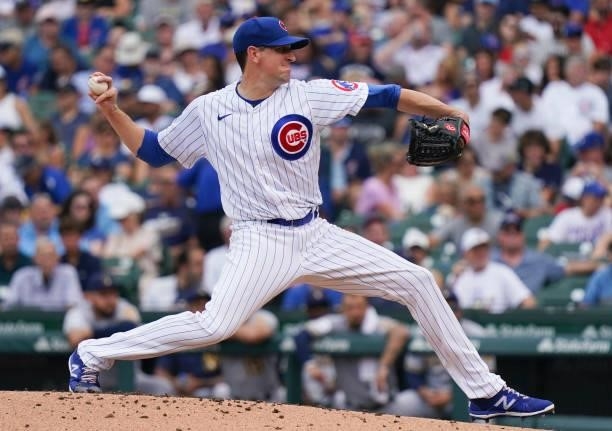 Kyle Hendricks of the Chicago Cubs throws a pitch against the Milwaukee Brewers at Wrigley Field on August 12, 2021 in Chicago, Illinois.