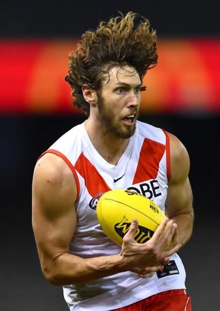 Tom Hickey of the Swans marks during the round 22 AFL match between North Melbourne Kangaroos and Sydney Swans at Marvel Stadium on August 14, 2021...