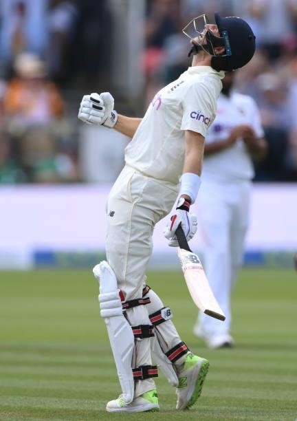 England batsman Joe Root celebrates his 100 during day three of the Second Test Match between England and India at Lord's Cricket Ground on August...