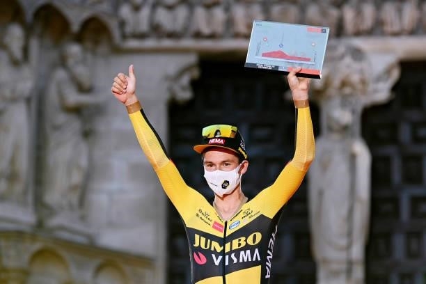 Primoz Roglic of Slovenia and Team Jumbo - Visma celebrates winning on the podium ceremony after the 76th Tour of Spain 2021, Stage 1 a 7,1km...