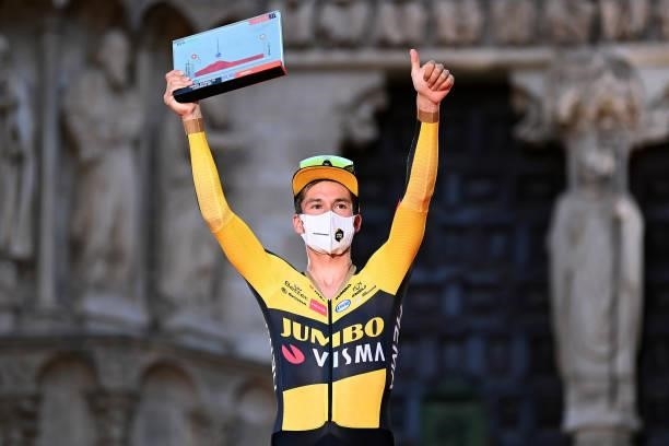 Primoz Roglic of Slovenia and Team Jumbo - Visma celebrates winning on the podium ceremony after the 76th Tour of Spain 2021, Stage 1 a 7,1km...