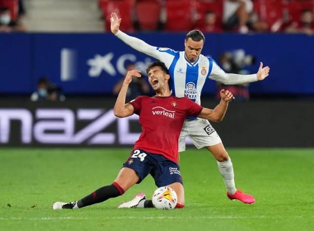 Raul de Tomas of RCD Espanyol and Lucas Torro of C.A. Osasuna battle for the ball during the LaLiga Santander match between CA Osasuna and RCD...