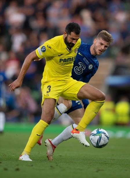 Raúl Albiol of Villarreal CF and Timo Werner of Chelsea in action during the UEFA Super Cup between Chelsea and Villarreal CF at Windsor Park on...