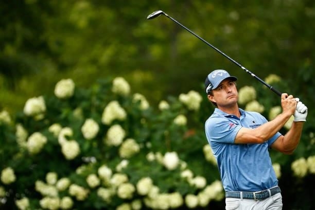 Kevin Kisner of the United States plays his shot from the eighth tee during the final round of the Wyndham Championship at Sedgefield Country Club on...