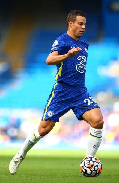 Cesar Azpilicueta of Chelsea FC controls the ball during the Premier League match between Chelsea and Crystal Palace at Stamford Bridge on August 14,...
