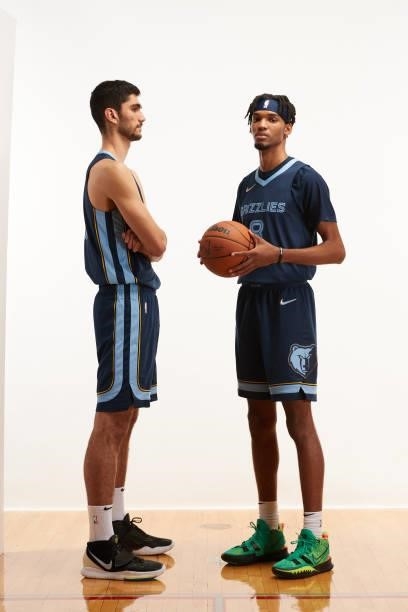 Santi Aldama and Ziare Williams of the Memphis Grizzlies poses for a photo during the 2021 NBA Rookie Photo Shoot on August 15, 2021 in Las Vegas,...