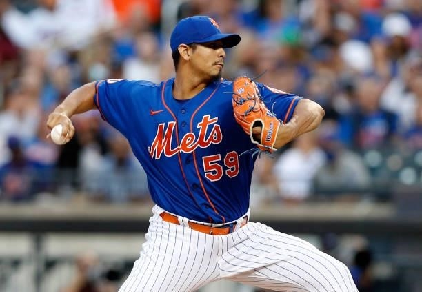 Carlos Carrasco of the New York Mets pitches in the first inning against the Los Angeles Dodgers at Citi Field on August 15, 2021 in New York City.