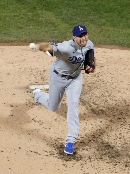 Max Scherzer of the Los Angeles Dodgers in action against the New York Mets at Citi Field on August 15, 2021 in New York City. The Dodgers defeated...
