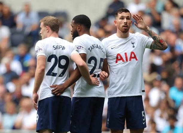Pierre-Emile Hojbjerg of Tottenham Hotspur is seen in the wall during the Premier League match between Tottenham Hotspur and Manchester City at...