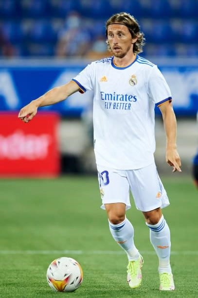 Luka Modric of Real Madrid in action during the LaLiga Santader match between Deportivo Alaves and Real Madrid CF at Estadio de Mendizorroza on...