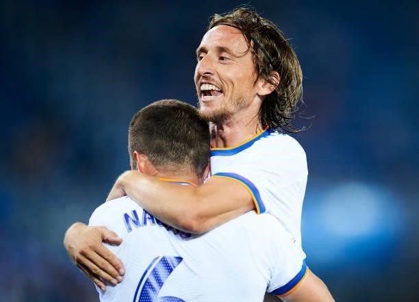 Nacho Fernandez of Real Madrid celebrates with his teammates Luka Modric of Real Madrid after scoring his team's second goal during the LaLiga...