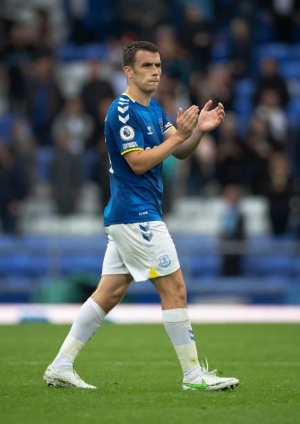 Séamus Coleman of Everton applauds the fans after the Premier League match between Everton and Southampton at Goodison Park on August 14, 2021 in...