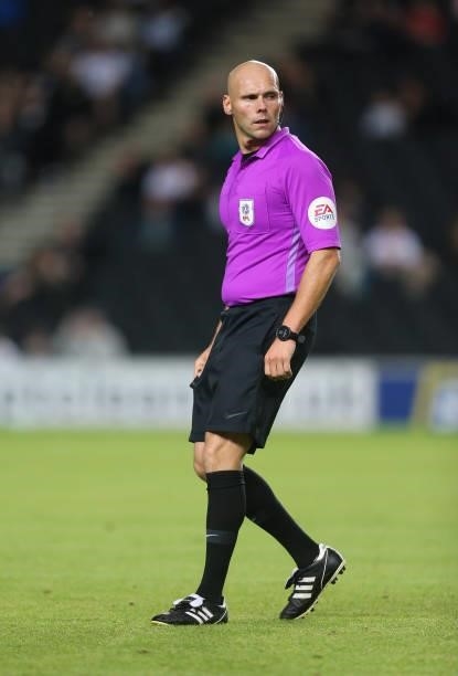 Referee Charles Breakspear in action during the Sky Bet League One match between Milton Keynes Dons and Charlton Athletic at Stadium mk on August 17,...