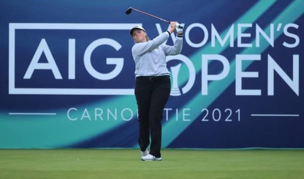 Kirsten Rudgeley of Australia tees off on the first hole during Day One of the AIG Women's Open at Carnoustie Golf Links on August 19, 2021 in...