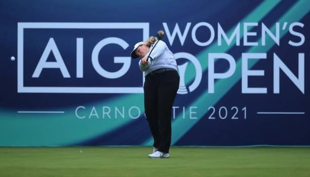 Kirsten Rudgeley of Australia tees off on the first hole during Day One of the AIG Women's Open at Carnoustie Golf Links on August 19, 2021 in...