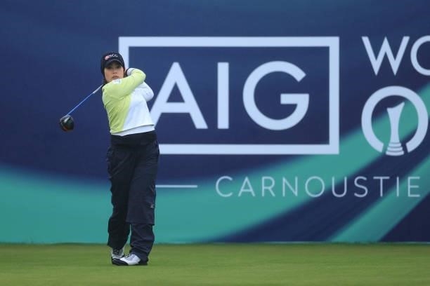 Moriya Jutanugarn of Thailand tees off on the first hole during Day One of the AIG Women's Open at Carnoustie Golf Links on August 19, 2021 in...