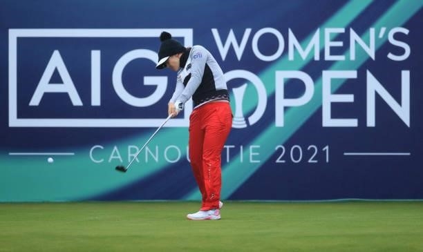 Hannah Green of Australia tees off on the first hole during Day One of the AIG Women's Open at Carnoustie Golf Links on August 19, 2021 in...
