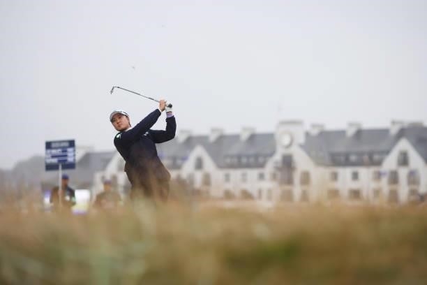Minjee Lee of Australia play a shot on the first hole during Day One of the AIG Women's Open at Carnoustie Golf Links on August 19, 2021 in...