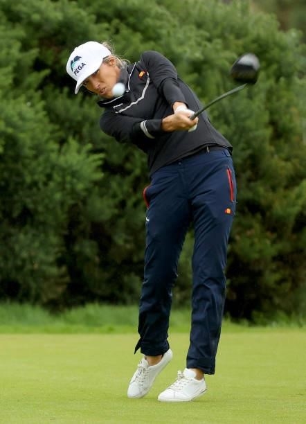 Mel Reid of England tees off on the 9th tee during the first round of the AIG Women's Open at Carnoustie Golf Links on August 19, 2021 in Carnoustie,...