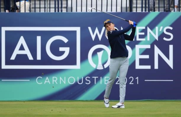 Lexi Thompson of The United States tees off on the first hole during Day One of the AIG Women's Open at Carnoustie Golf Links on August 19, 2021 in...